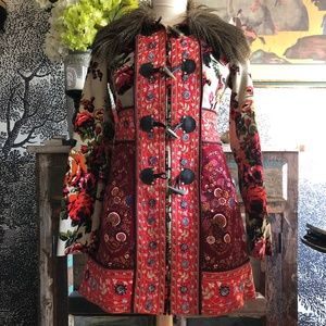 Anthropologie Elevenses Karelia Coat Size 0 Faux Fur Velvet Tapestry